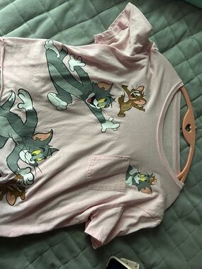 Pink Tom & Jerry Graphic Crop Top - Women's Casual Tee